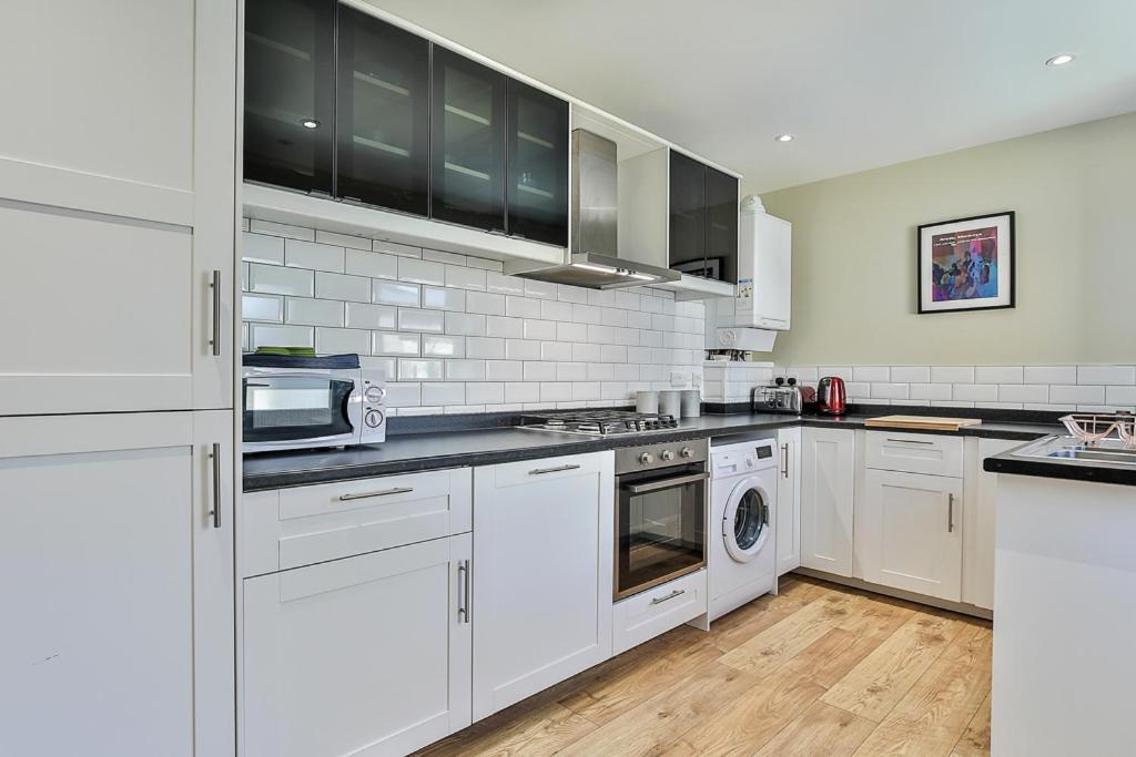 Refurbished Central Premium Property Sheffield Exterior photo